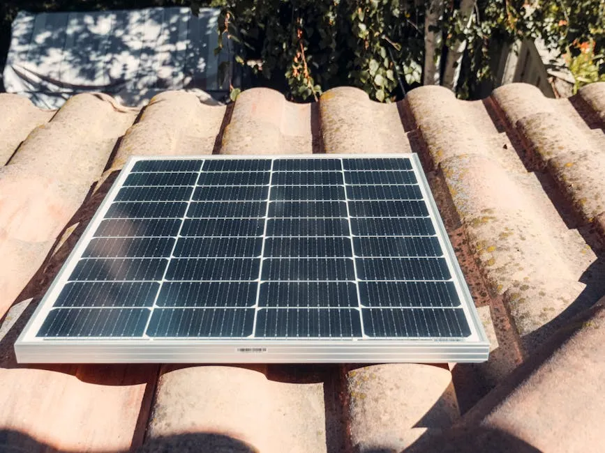 Wechselrichter-Installation auf einem Dach für Photovoltaikanlage